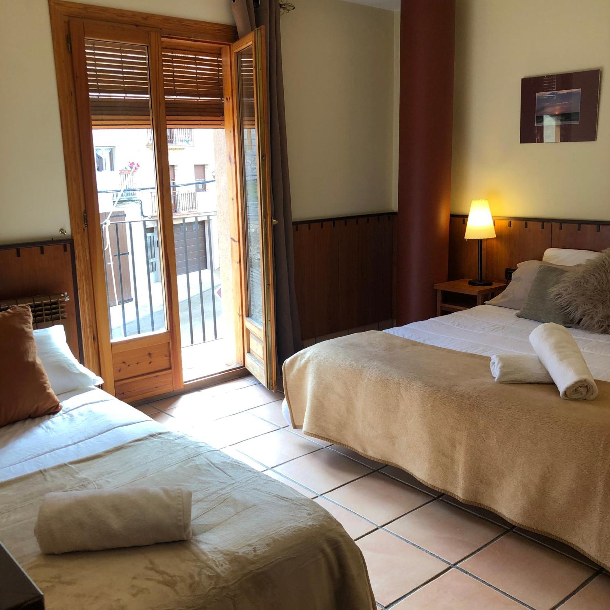 Hostal Tastavins Пеньярроия-де-Таставинс Экстерьер фото