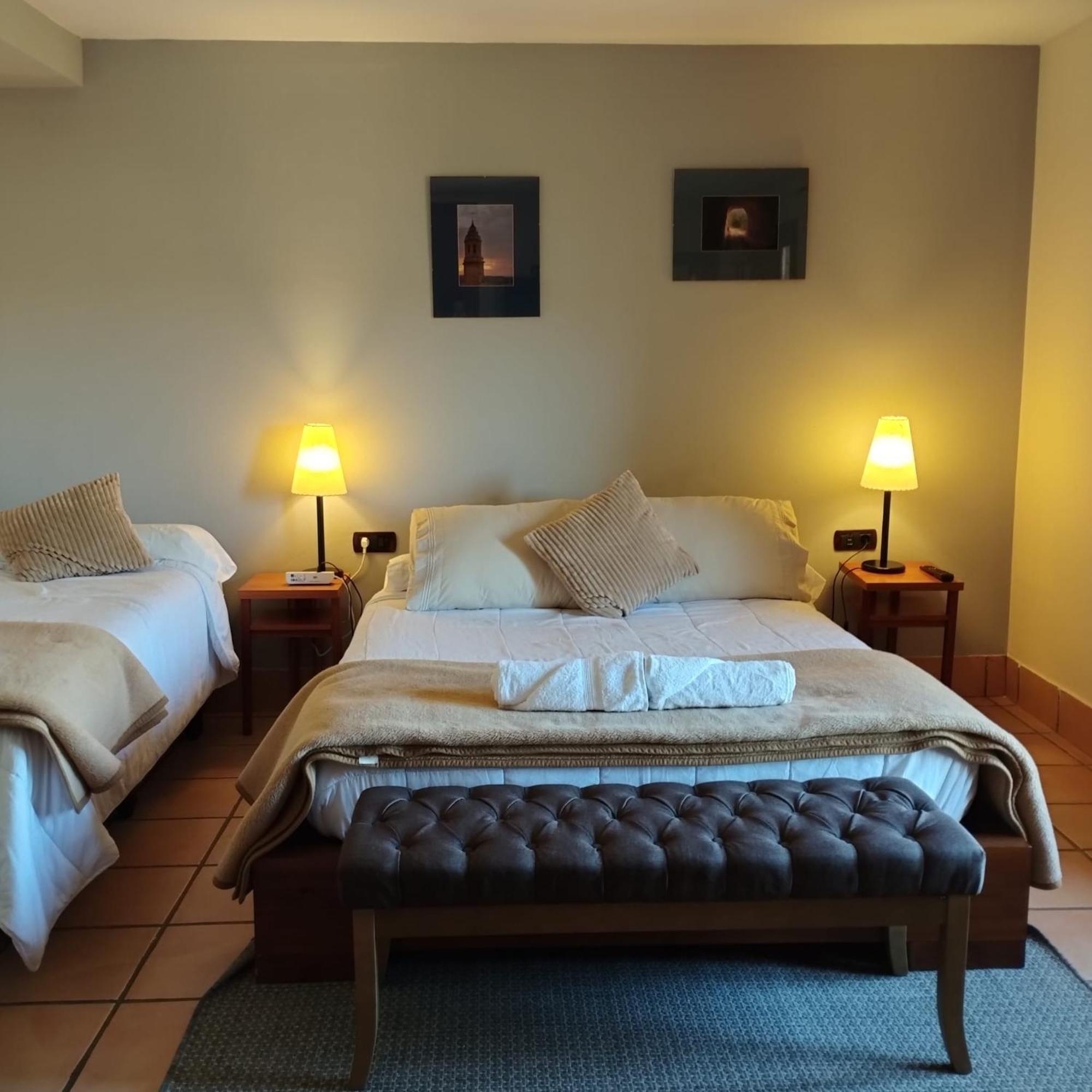 Hostal Tastavins Пеньярроия-де-Таставинс Экстерьер фото