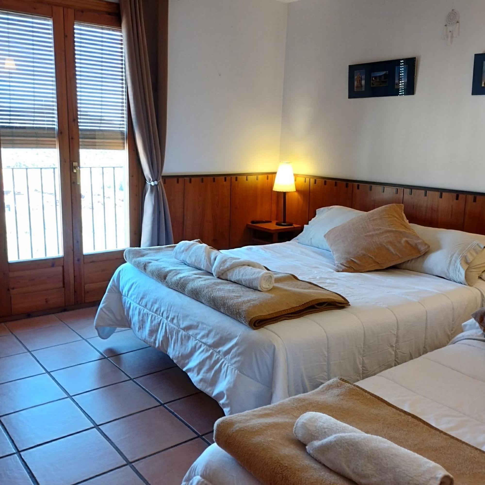 Hostal Tastavins Пеньярроия-де-Таставинс Экстерьер фото