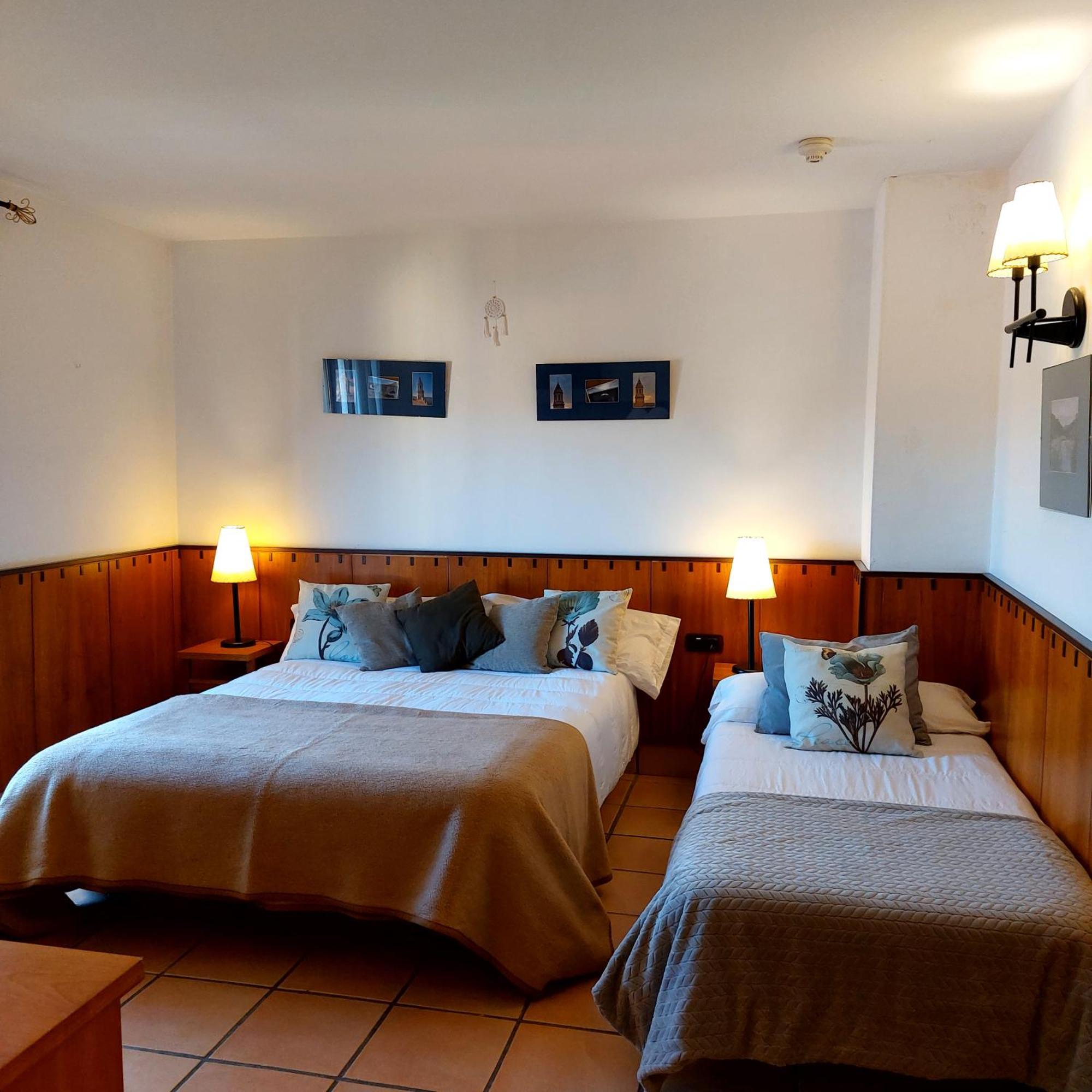 Hostal Tastavins Пеньярроия-де-Таставинс Номер фото