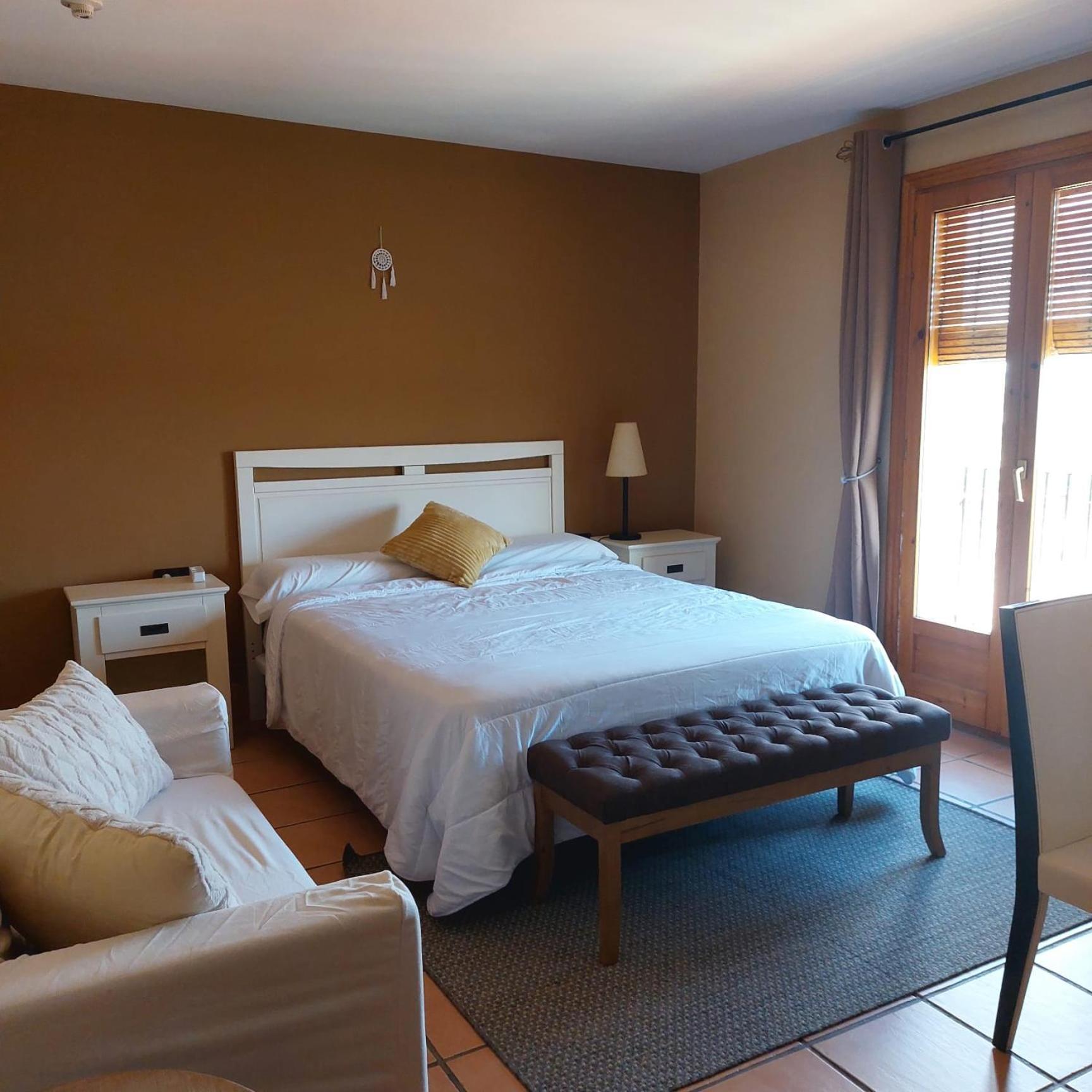 Hostal Tastavins Пеньярроия-де-Таставинс Экстерьер фото