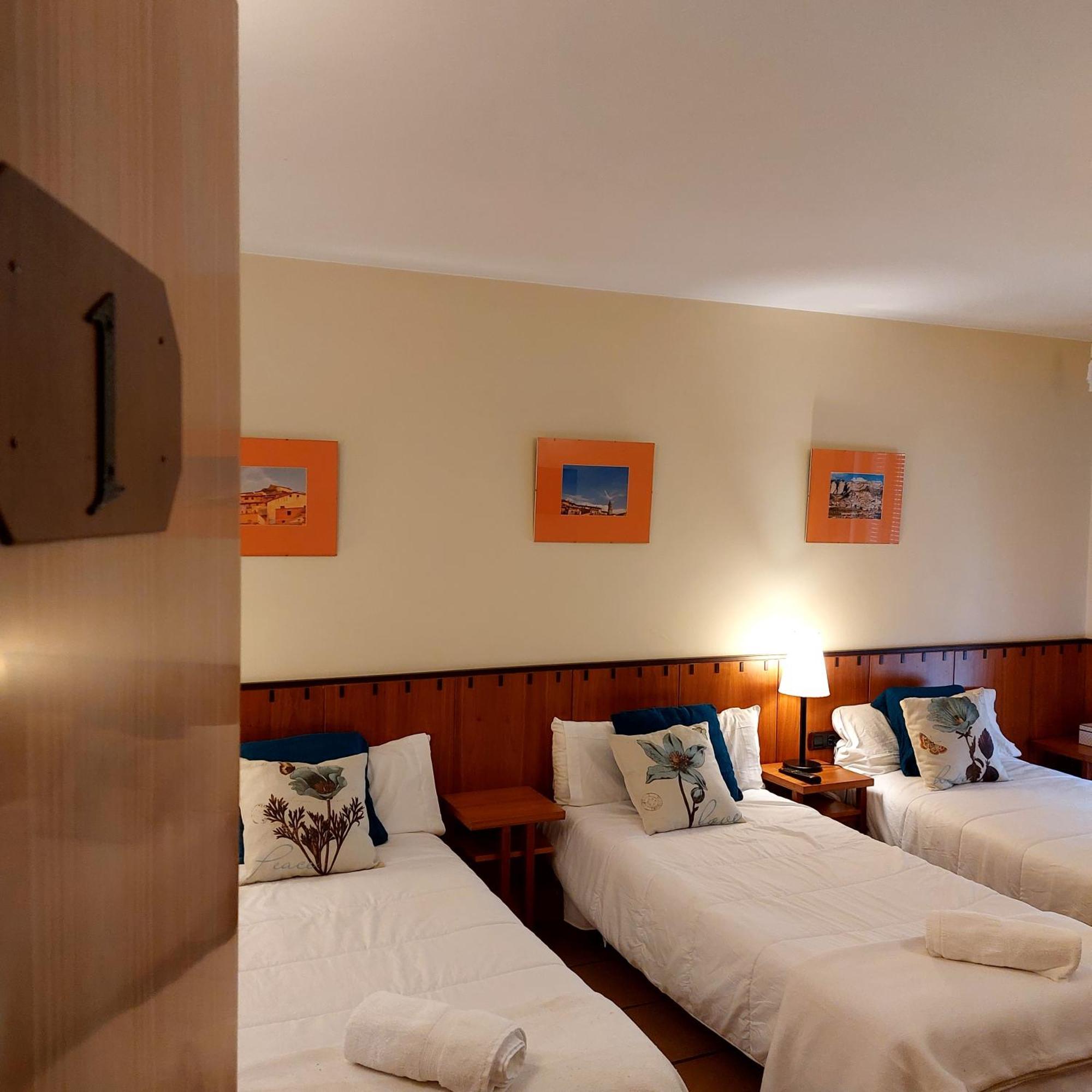 Hostal Tastavins Пеньярроия-де-Таставинс Номер фото